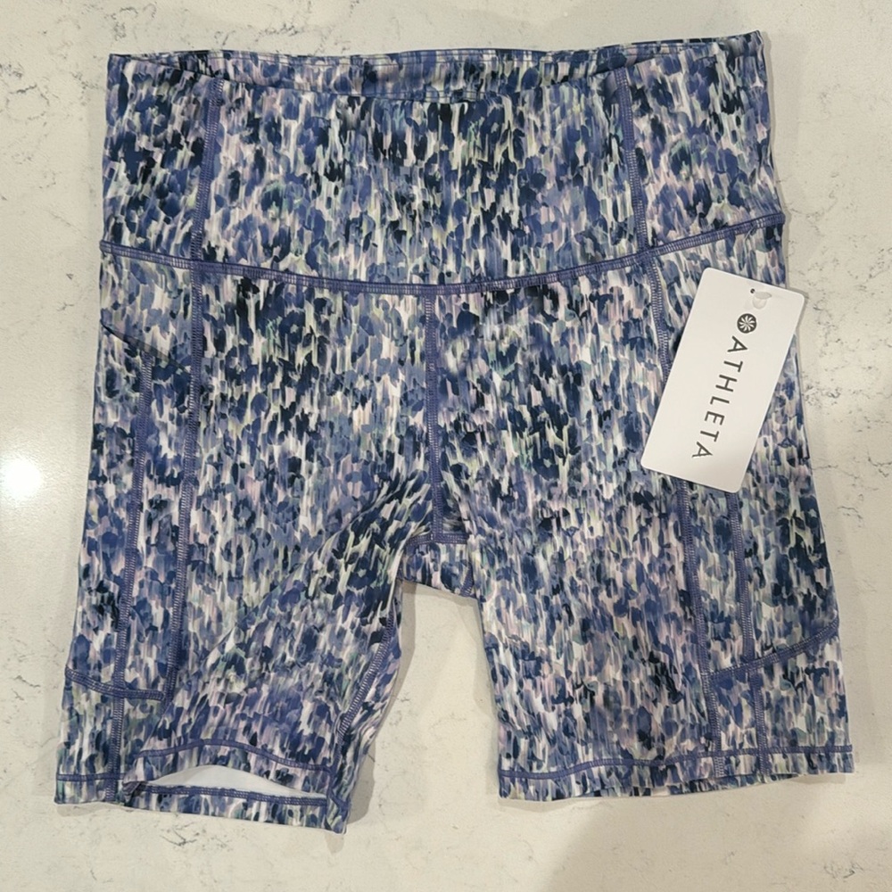 Athleta | biker short nwt